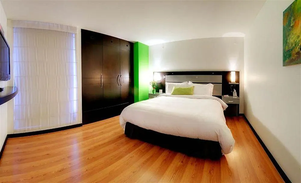 Hotel Ramada Bogota Belle Epoque 4*,