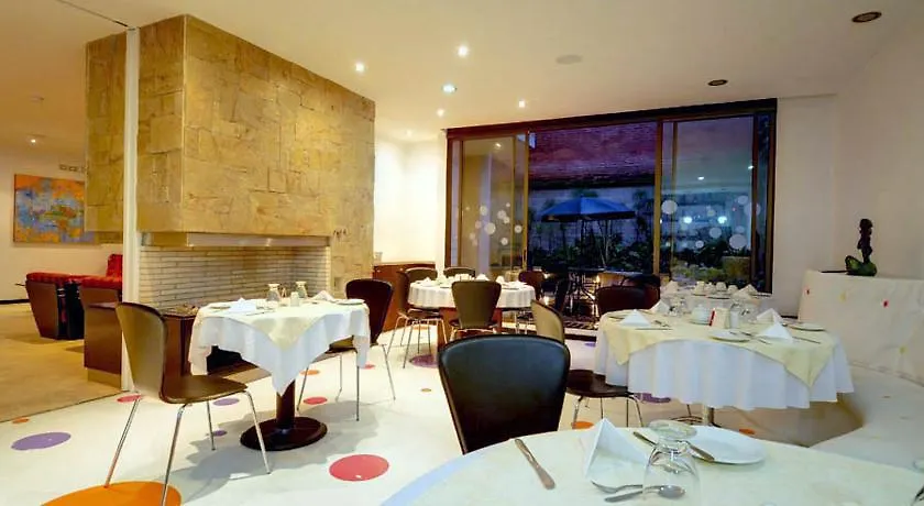 Hotel Ramada Bogota Belle Epoque 4*,